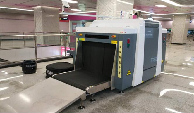 安檢機的<a href='http://www.zgcinnotown.com.cn/' target='_blank'><u>工業(yè)皮帶</u></a>運輸?shù)膱D片